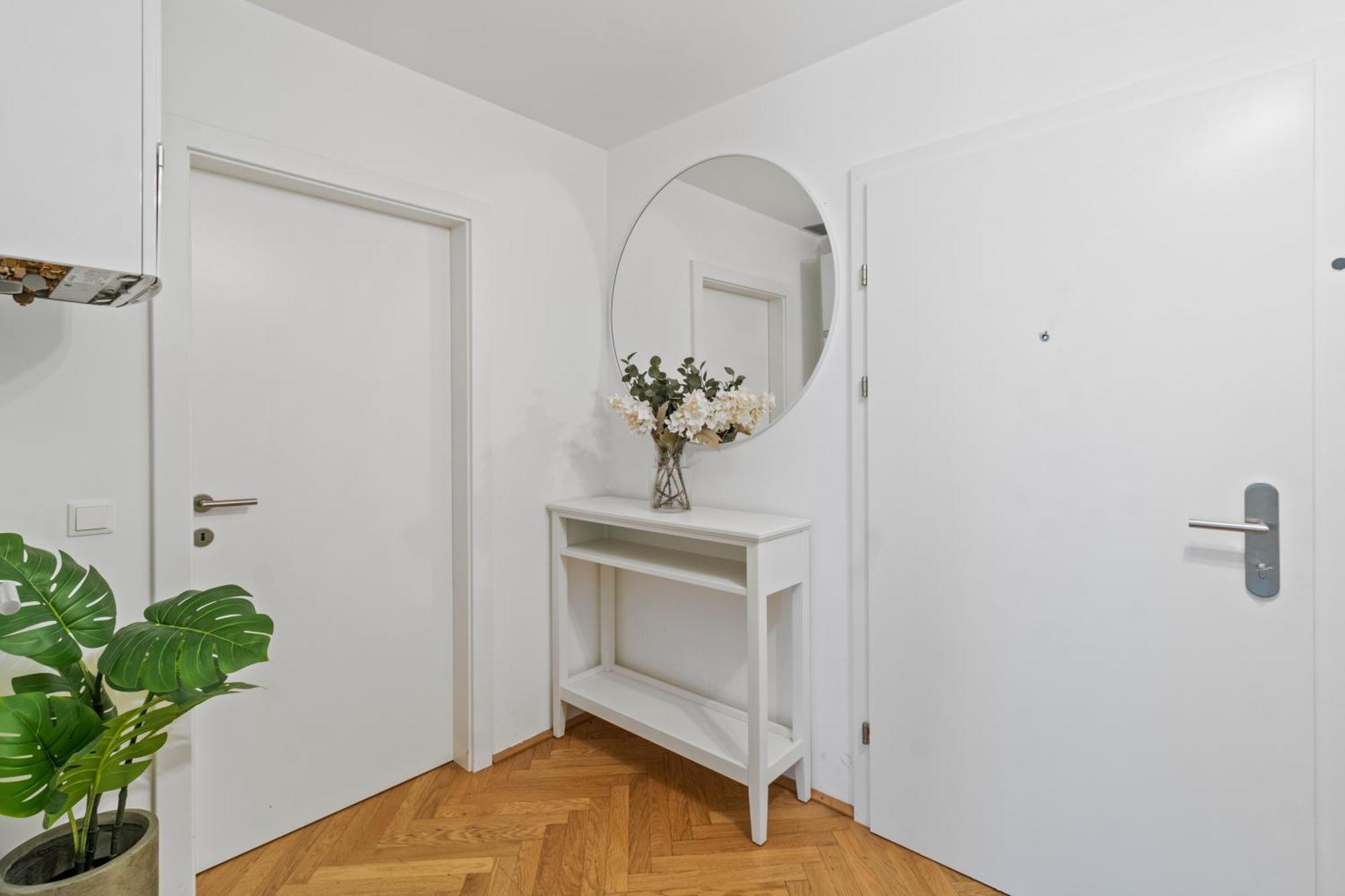 City Apartment, Two Metro Stations To Hauptbahnhof Відень Екстер'єр фото